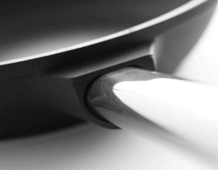 Patelnia indukcyjna, śr. 28 cm, aluminiowa z powłoką tytanową Hendi 629253