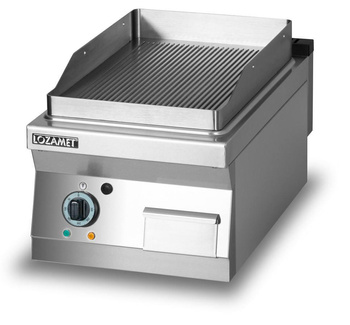 Grill płytowy elektryczny - płyta ryflowana