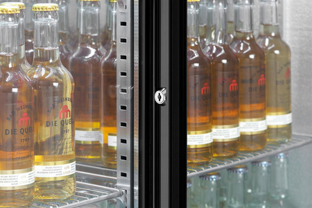 Barowa szafa chłodnicza 176L