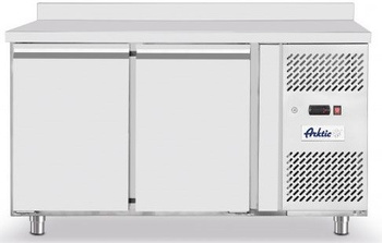 Stół mroźniczy 3-drzwiowy Hendi, poj. 450 l