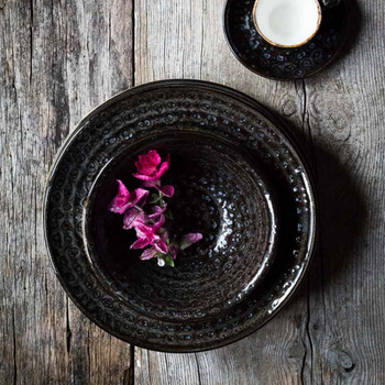 COWRY BLACK TALERZ PŁASKI ŚR. 300 MM