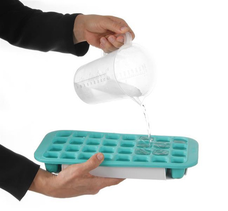 Forma do kostek lodu z pokrywką