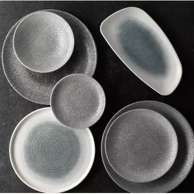 Talerz prostokątny 199 x 300 mm Raku Quartz Black