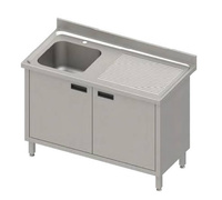 Stół ze zlewem 1-kom.(L),drzwi skrzydłowe 1500x700x850 mm, blat tłoczony,rant puszkowy 100x15x10