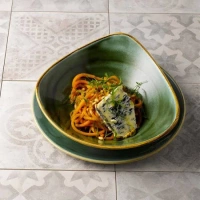 STONECAST SAMPHIRE GREEN TALERZ TRÓJKĄTNY ŚR. 229 MM